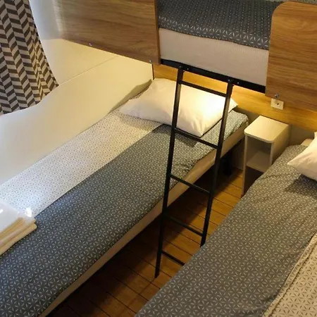 Mobile Ella Apartment